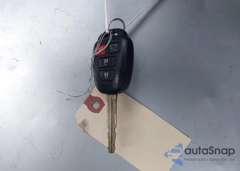 2017 Toyota Highlander Le Plus from USA, damaged, VIN 5TDZZRFH5HS231242